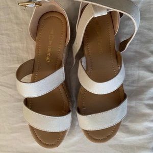 White wedges
